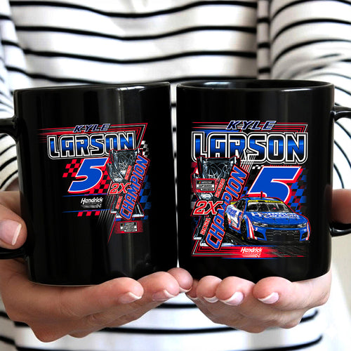 Kyle Larson 2025 NASCAR Cup Series Champion Ceramic Mug – TANTN18430