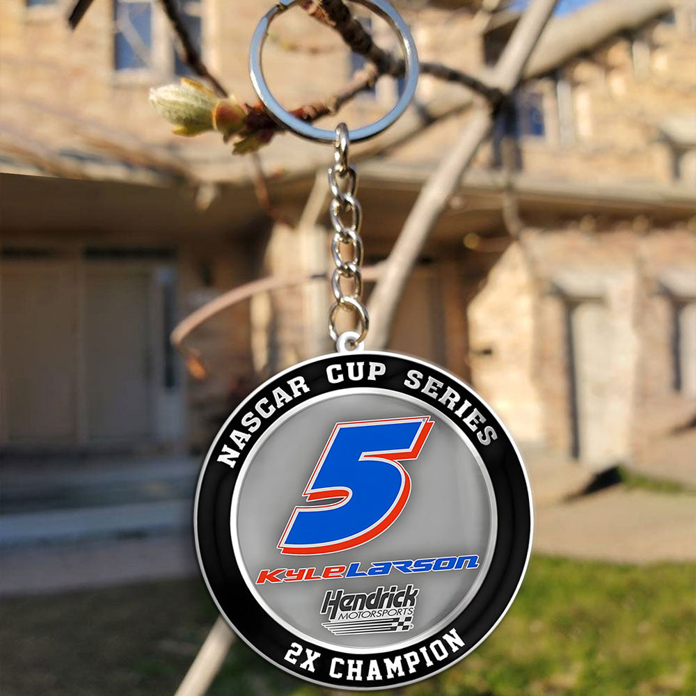 Kyle Larson 2025 NASCAR Cup Series Champion Custom Shape 2-sided Keychain – MAITM13724