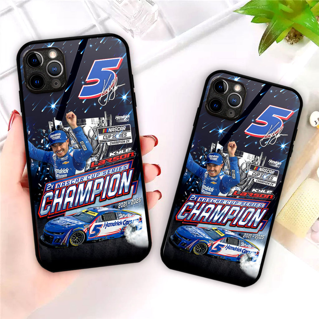 Kyle Larson 2025 NASCAR Cup Series Champion Phone Case – HOATT14392