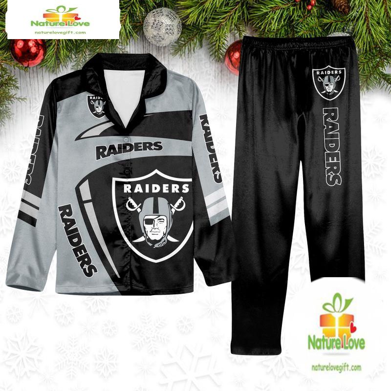 NFL Las Vegas Raiders Football Team Winter Satin Pajamas Set Gift for Fans