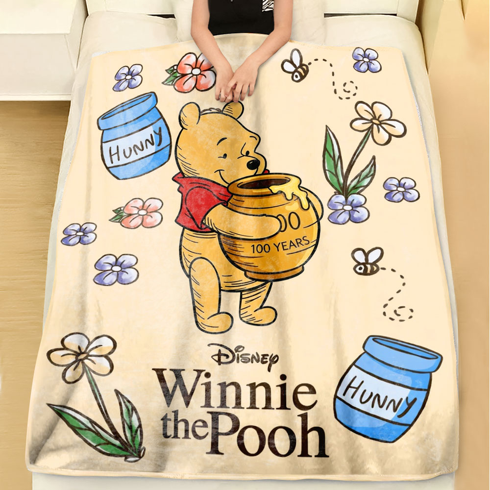 Winnie-the-Pooh 100th Anniversary Fleece Blanket – TMTHU7916