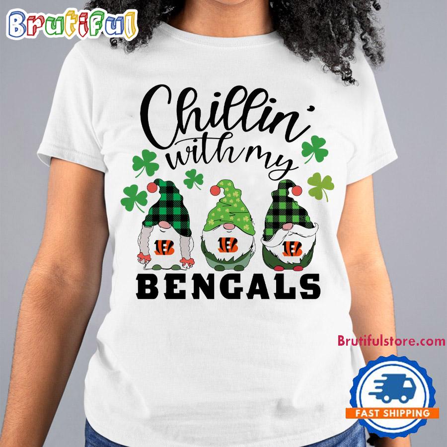 Chillin With My Cincinnati Bengals Gnomes St. Patricks Day New T Shirt