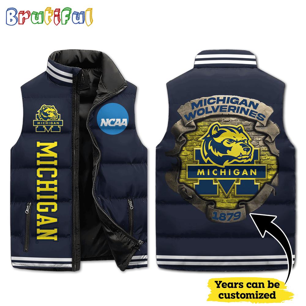 NCAA Michigan Wolverines Mascot Sporty Design Sleeveless Puffer Jacket
