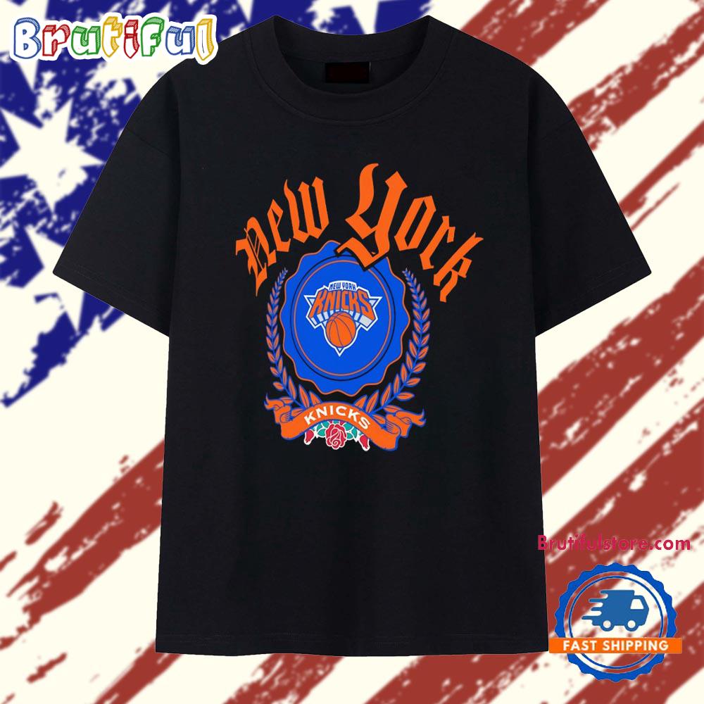 New York Knicks basketball logo crest rose T Shirt