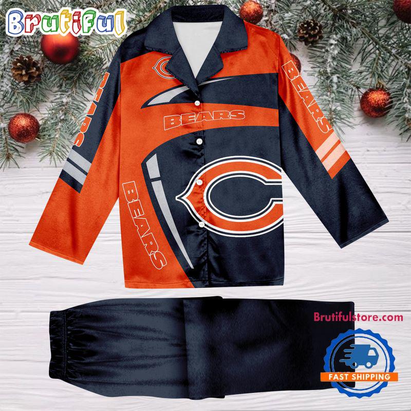 NFL Chicago Bears Special Football Team Winter Season Satin Pajamas Set